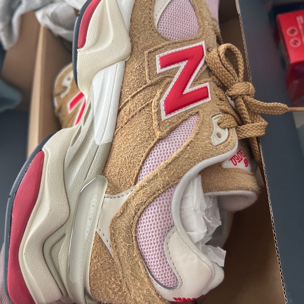 New Balance Tan and Pink Sneakers with Red Accents - Picture 8 of 11